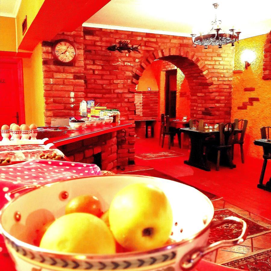 Casa Oasa -Accommodation, Pizzeria & Bar Marezige Eksteriør bilde
